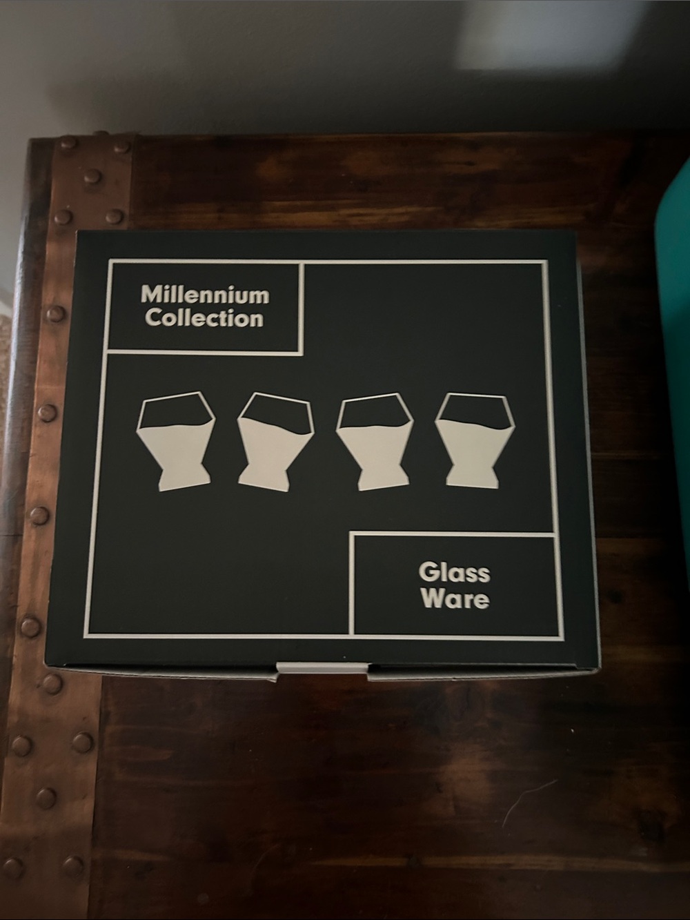 Millennium Collection Glassware Set - Black & White Box